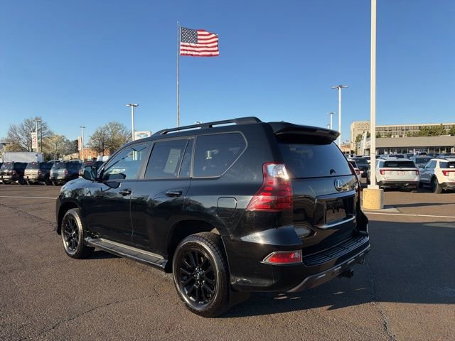 Used 2022 Lexus GX 460 w/ Black Line Special Edition AWD/4WD image 3