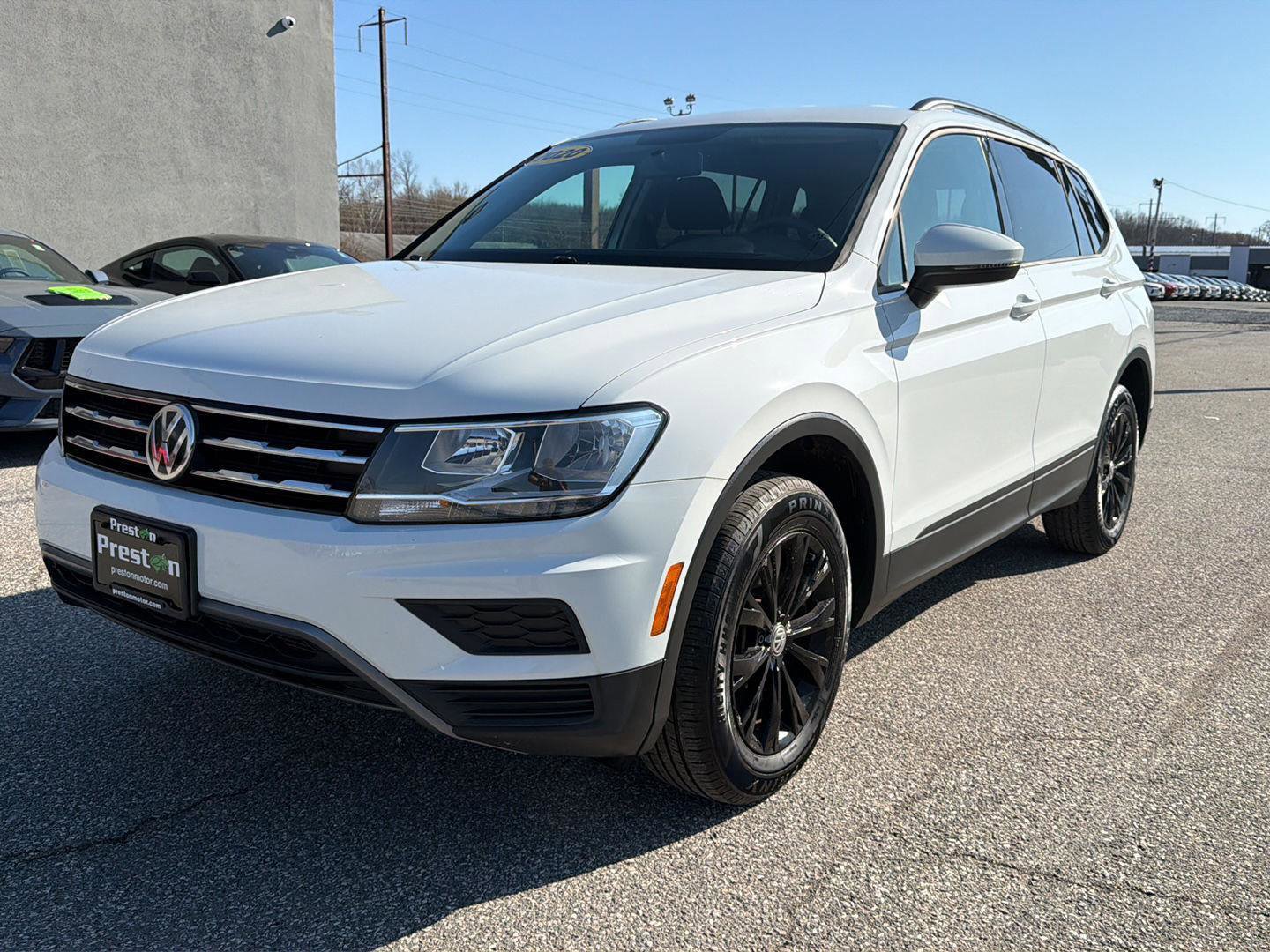 Used 2020 Volkswagen Tiguan S image 1