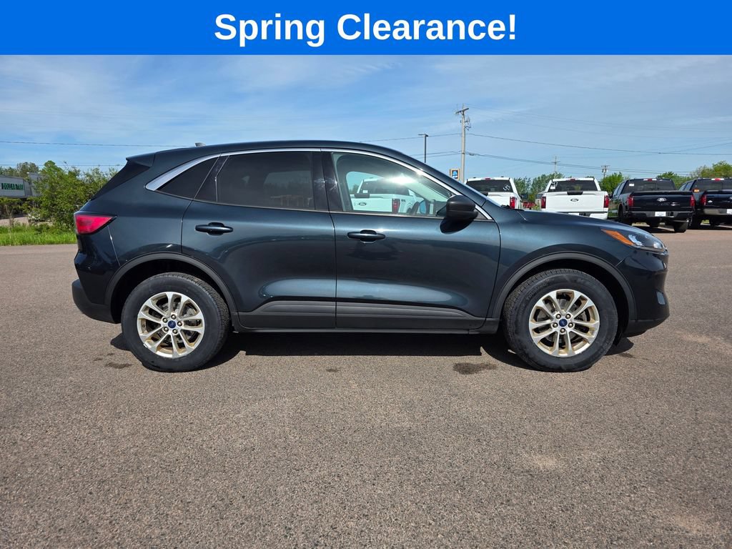 Certified 2022 Ford Escape SE w/ Cold Weather Package AWD/4WD image 8