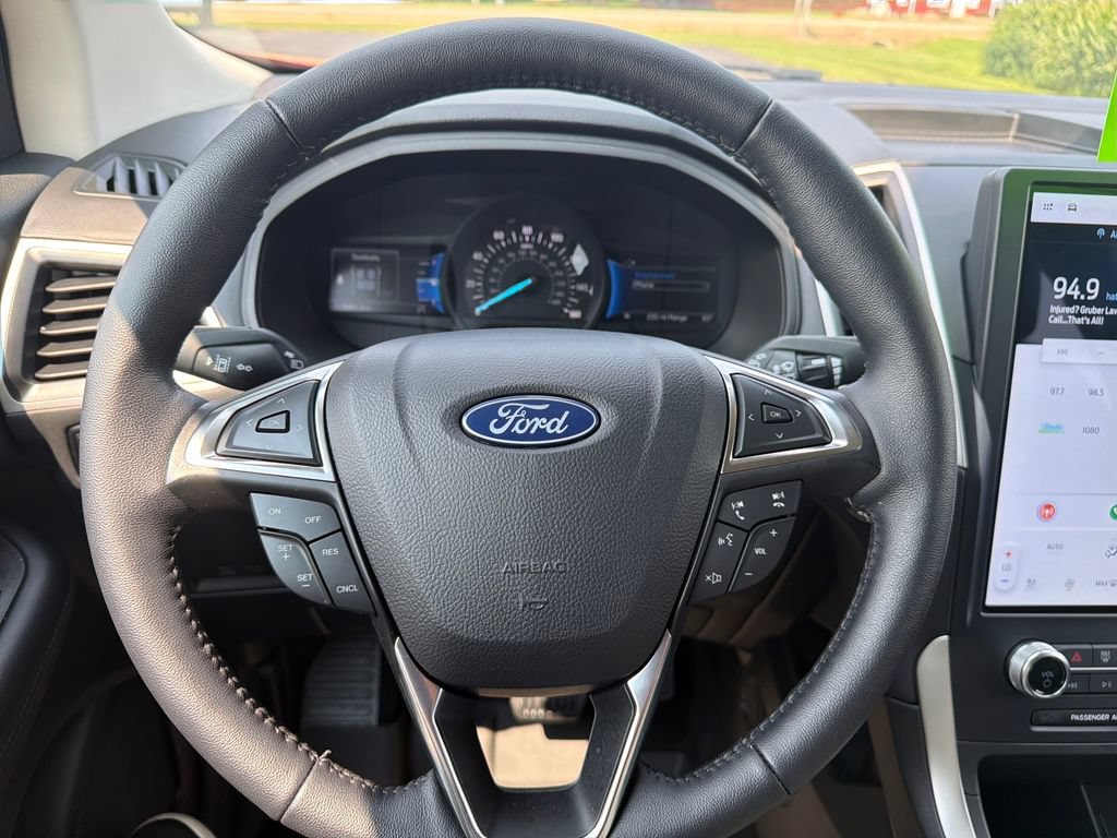 Certified 2024 Ford Edge SEL w/ Convenience Package AWD/4WD image 18