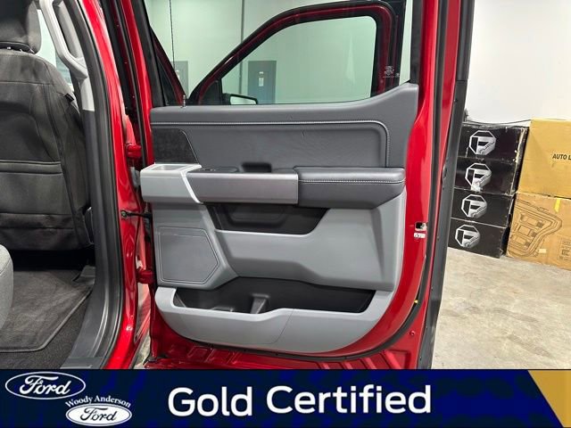 Certified 2022 Ford F150 XLT w/ Equipment Group 302A High image 28