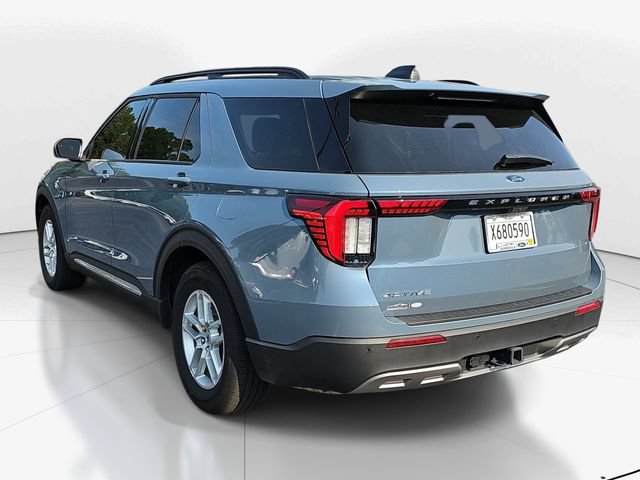 Certified 2025 Ford Explorer Active w/ Active Comfort Package RWD image 5