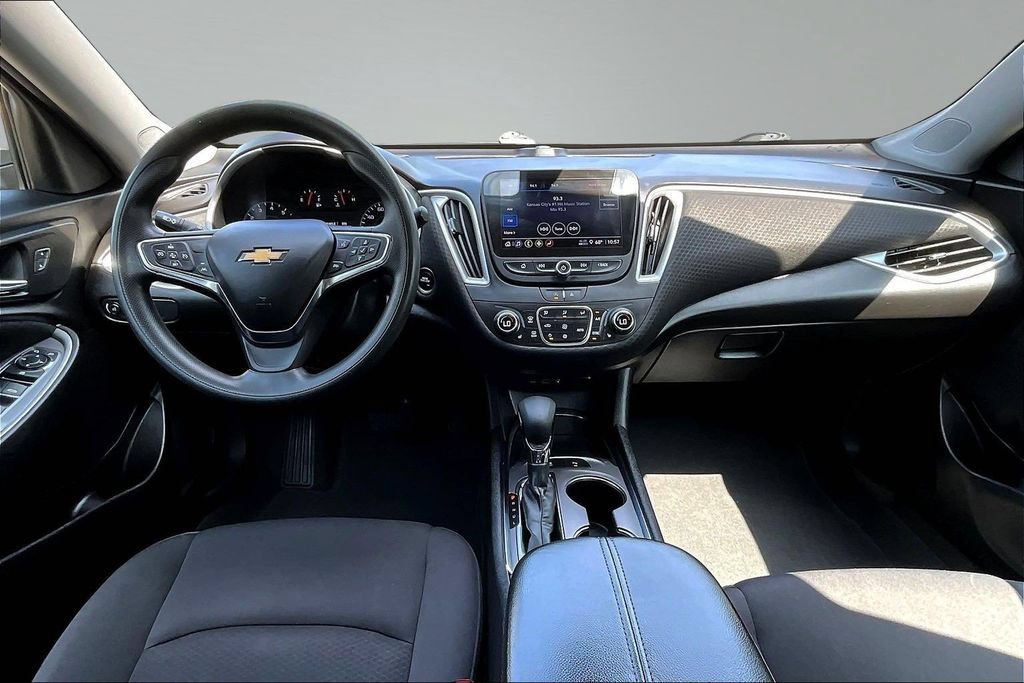 Used 2024 Chevrolet Malibu LT FWD image 8
