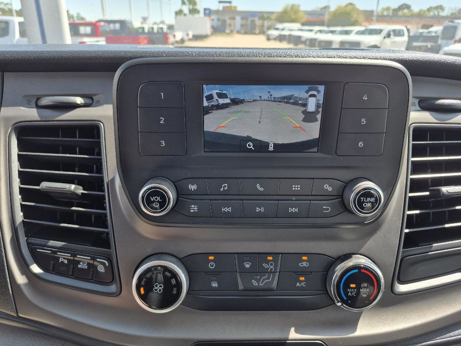 Certified 2020 Ford Transit 350 XLT RWD image 10