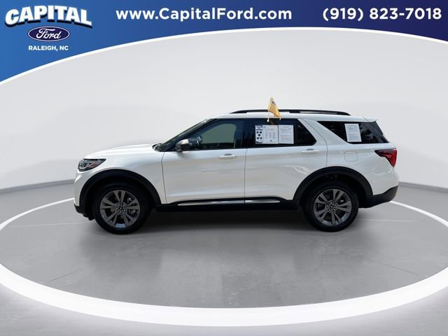 Certified 2025 Ford Explorer Active w/ Active Comfort Package AWD/4WD image 3