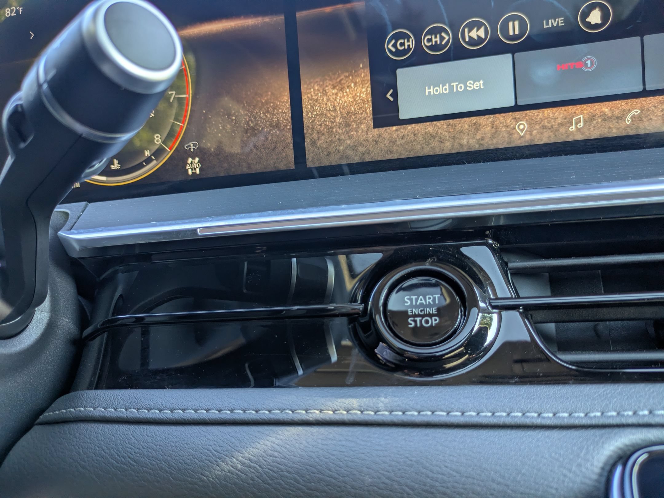 Used 2025 INFINITI QX80 Sensory AWD/4WD image 25
