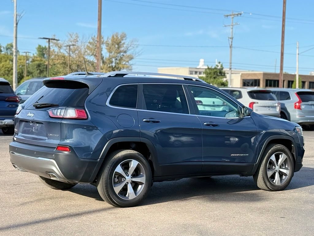Used 2020 Jeep Cherokee Limited AWD/4WD image 31