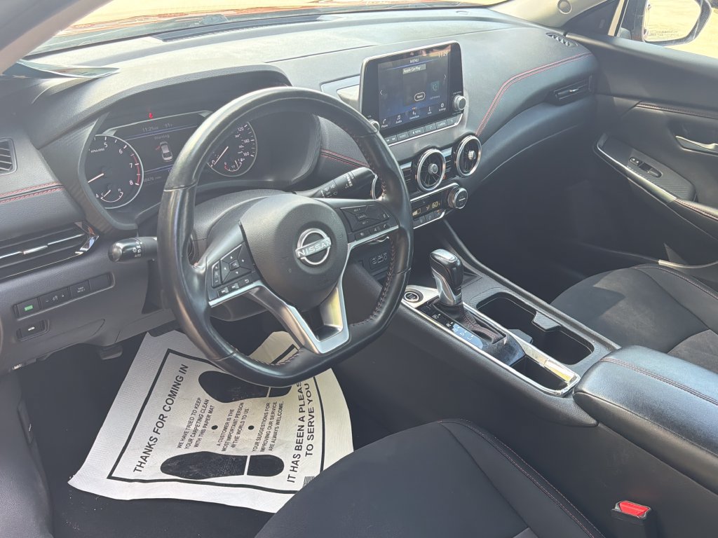 Used 2025 Nissan Sentra SR FWD image 6