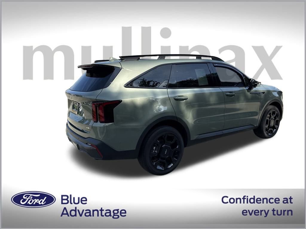 Used 2024 Kia Sorento SX Prestige image 3