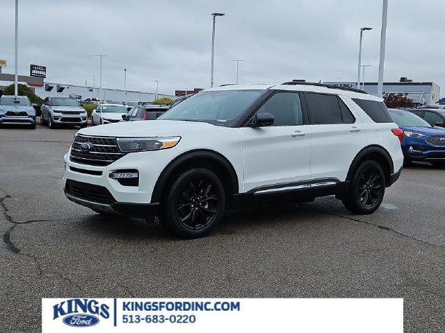 Certified 2023 Ford Explorer XLT w/ Equipment Group 202A AWD/4WD image 1