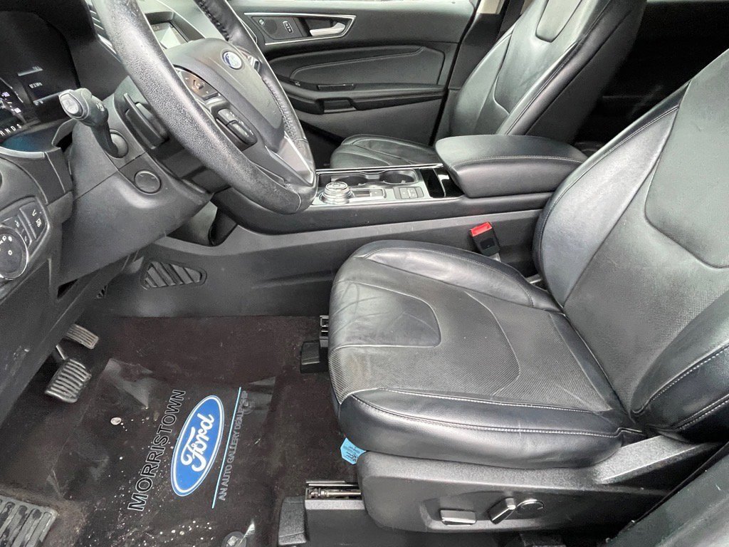 Certified 2019 Ford Edge Titanium w/ Equipment Group 301A image 14