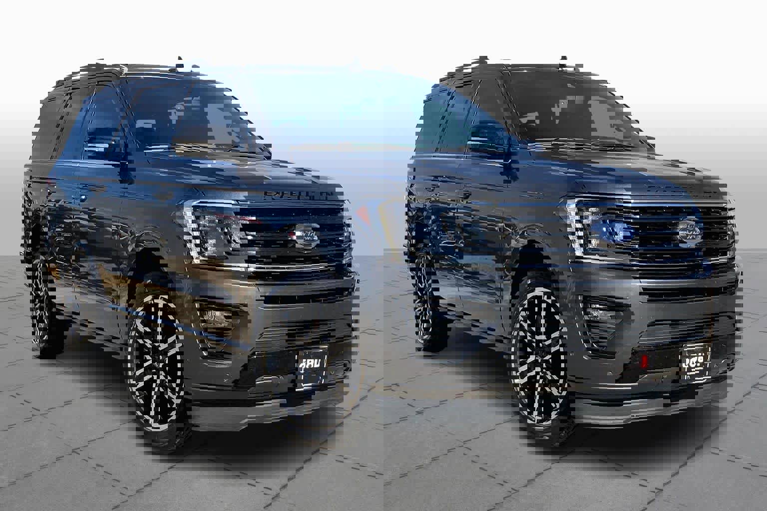 Certified 2020 Ford Expedition Limited w/ Equipment Group 303A image 2