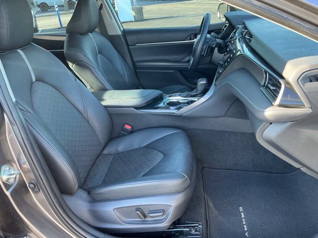 Used 2019 Toyota Camry XSE FWD image 24