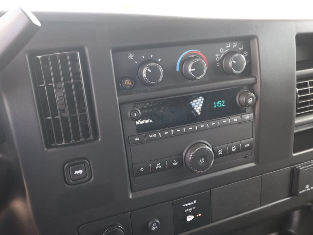 Used 2025 GMC Savana 2500 w/ Driver Convenience Package RWD image 20