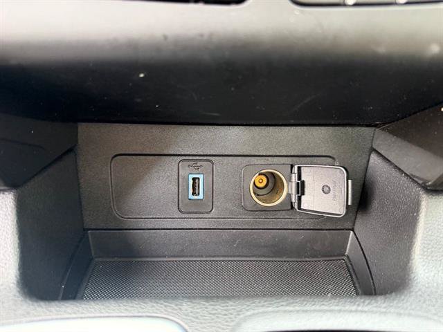 Certified 2019 Ford Escape Titanium AWD/4WD image 25