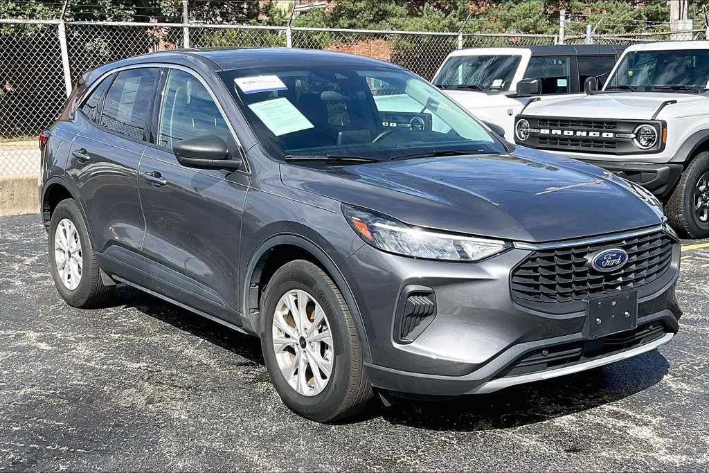 Certified 2023 Ford Escape Active AWD/4WD image 34