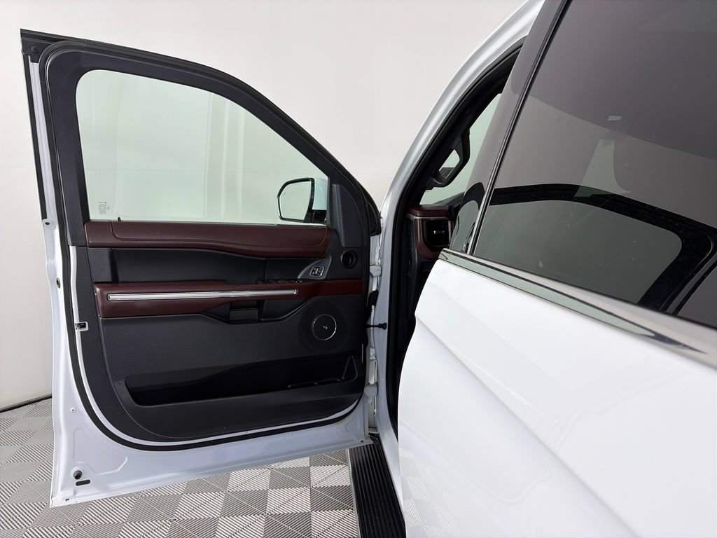 Certified 2023 Ford Expedition Max Limited AWD/4WD image 10