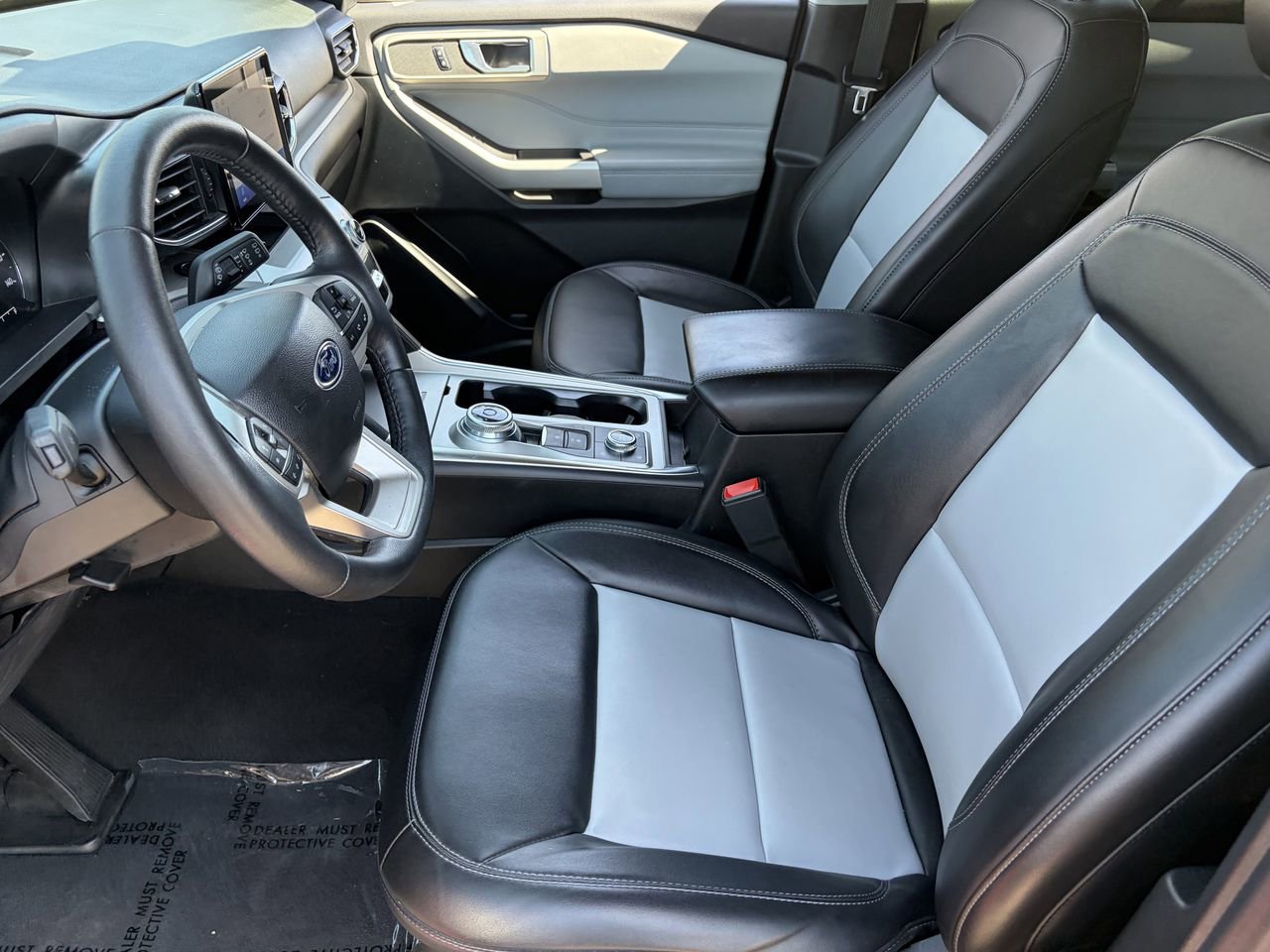 Certified 2023 Ford Explorer XLT w/ Equipment Group 202A AWD/4WD image 22
