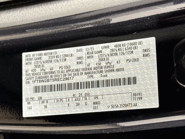 Certified 2024 Ford F250 Lariat w/ Lariat Ultimate Package AWD/4WD image 23