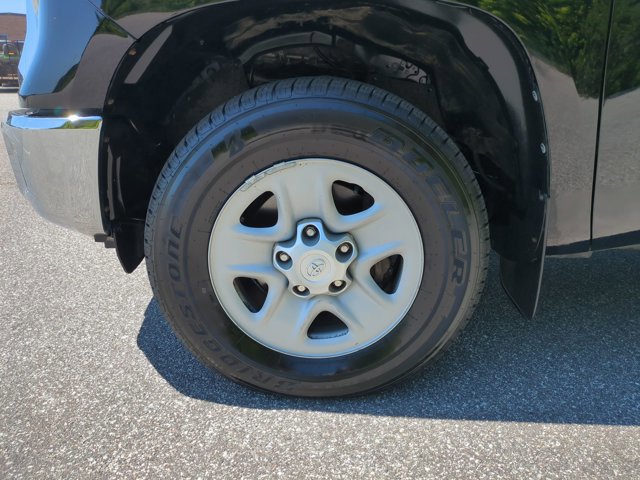 Used 2018 Toyota Tundra SR5 AWD/4WD image 11