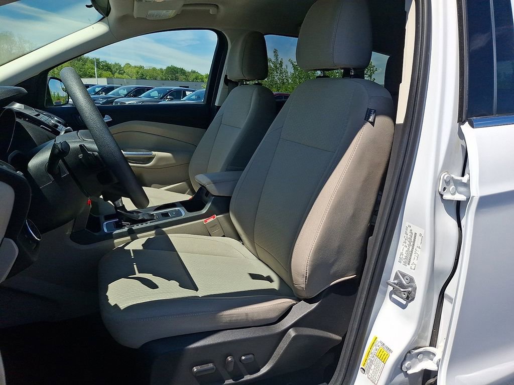 Certified 2017 Ford Escape SE FWD image 13