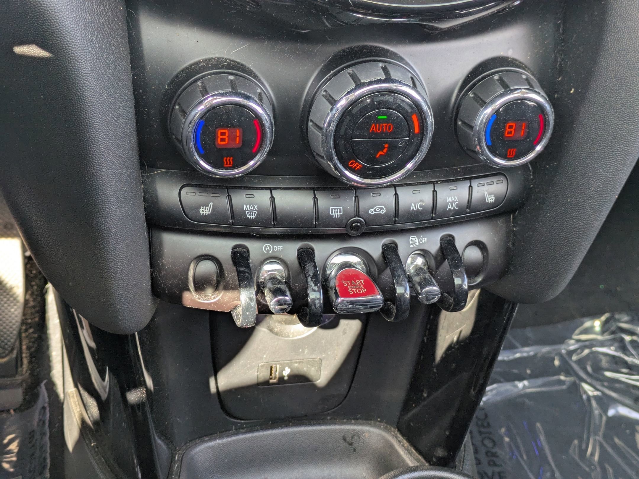 Used 2019 MINI Cooper 2-Door Hardtop image 20