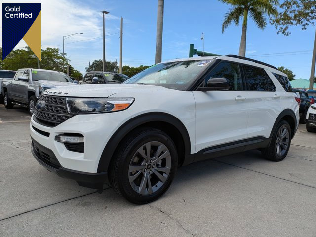 Certified 2022 Ford Explorer XLT w/ Equipment Group 202A