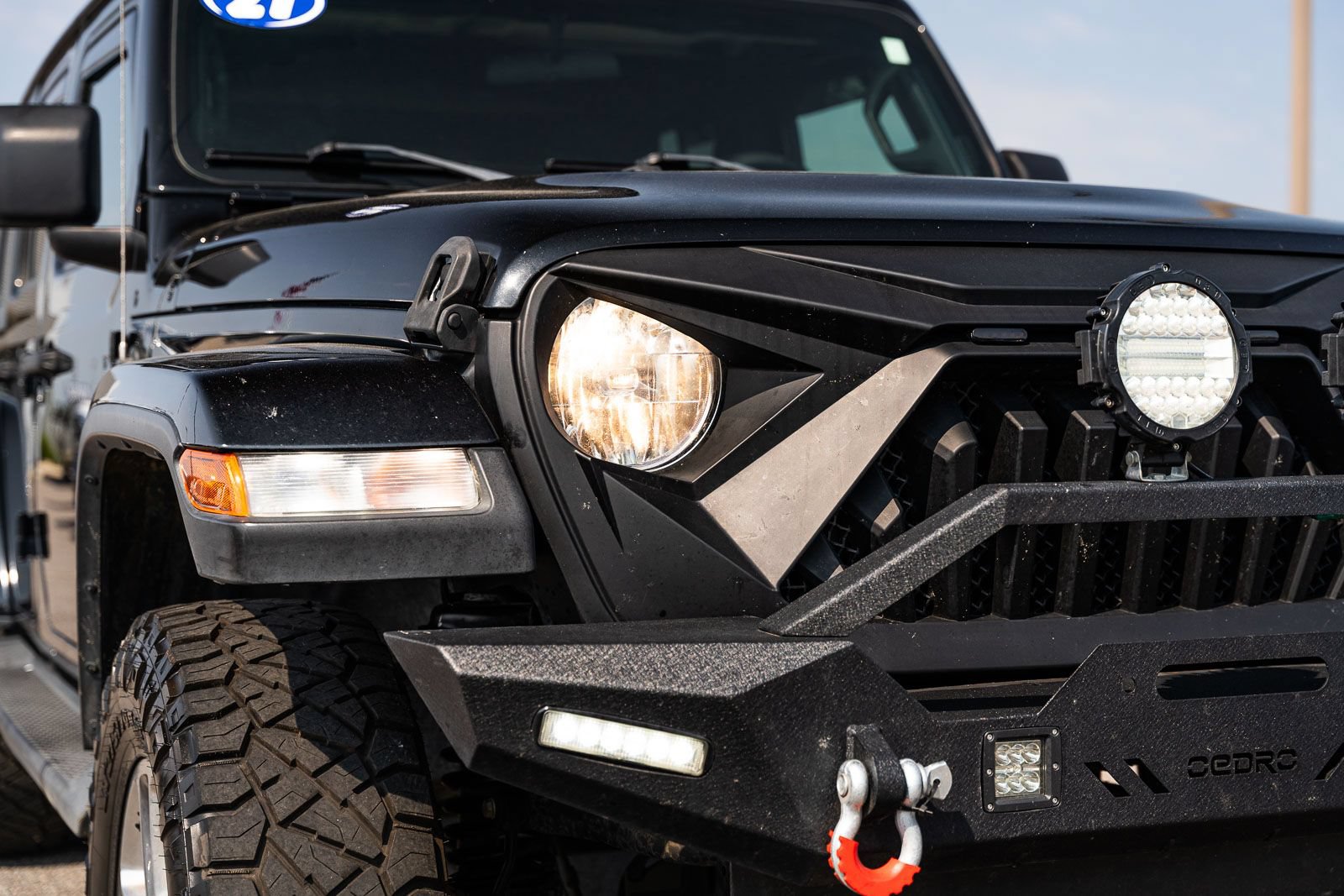Used 2021 Jeep Wrangler Unlimited Sahara AWD/4WD image 10
