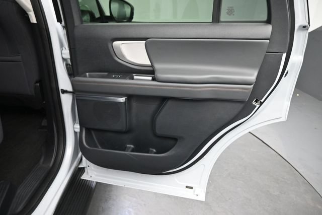 Certified 2025 Ford Expedition Active AWD/4WD image 28
