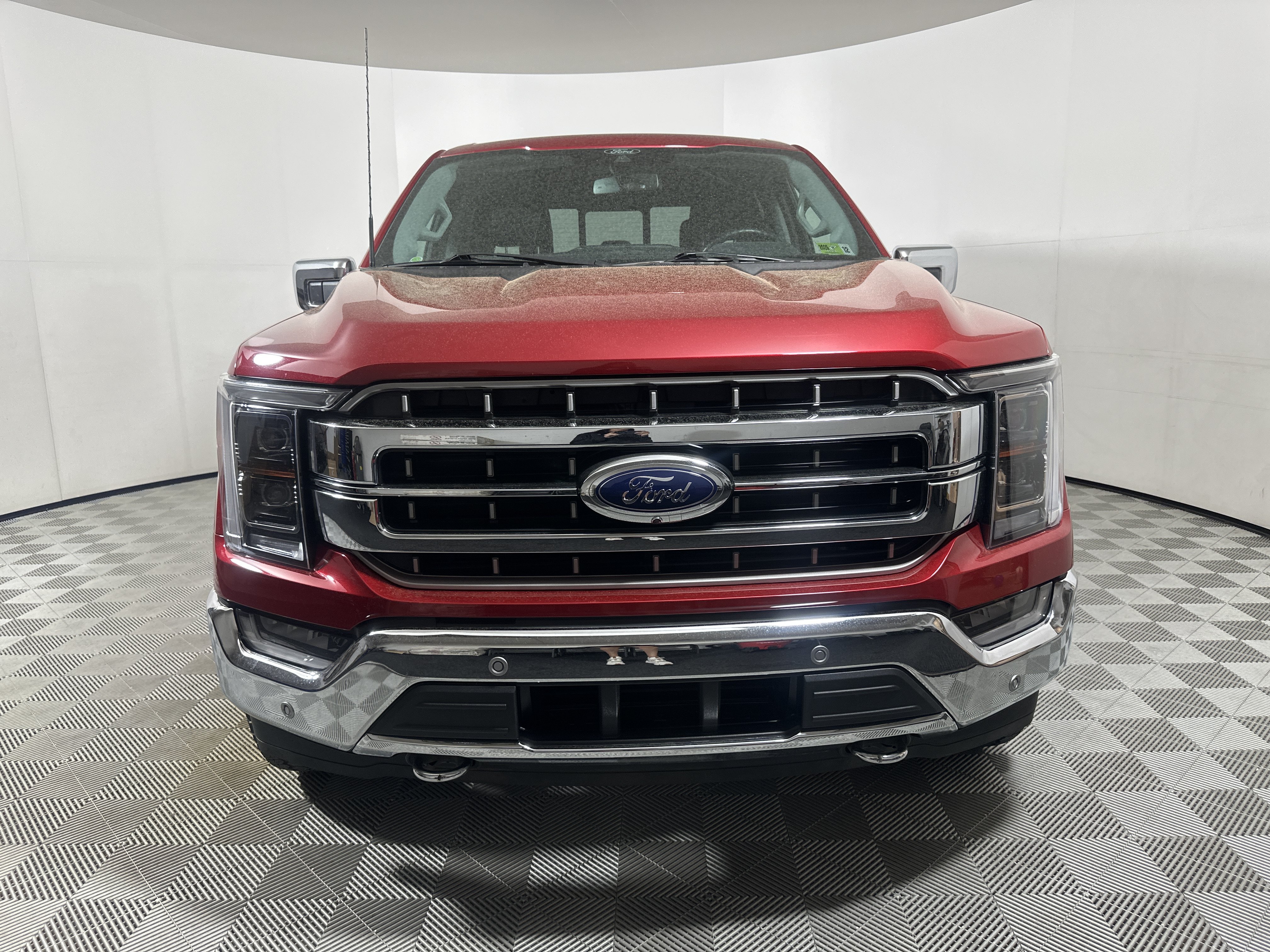 Certified 2022 Ford F150 Lariat w/ Equipment Group 502A High AWD/4WD image 2