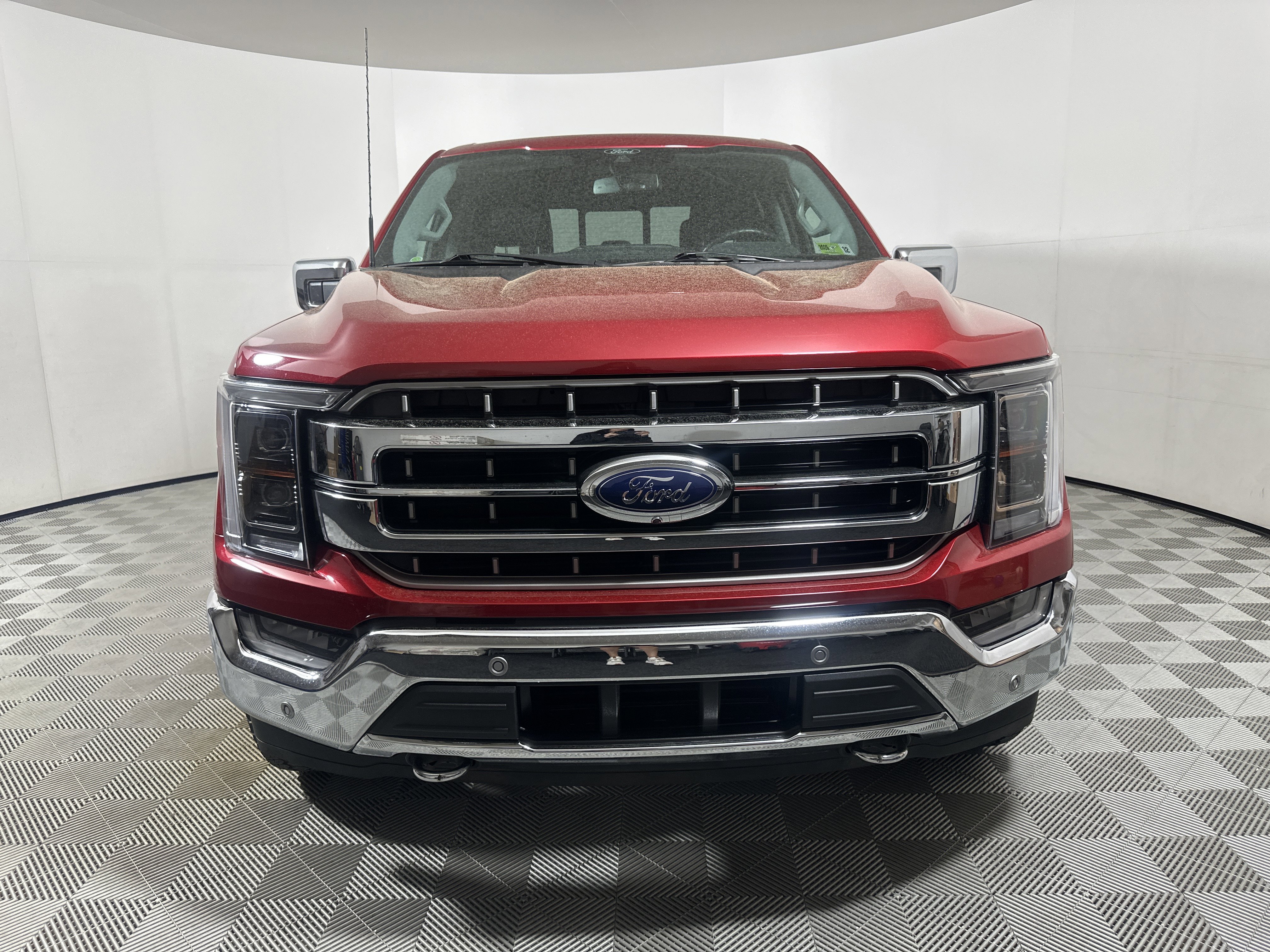 Certified 2022 Ford F150 Lariat w/ Equipment Group 502A High AWD/4WD image 2