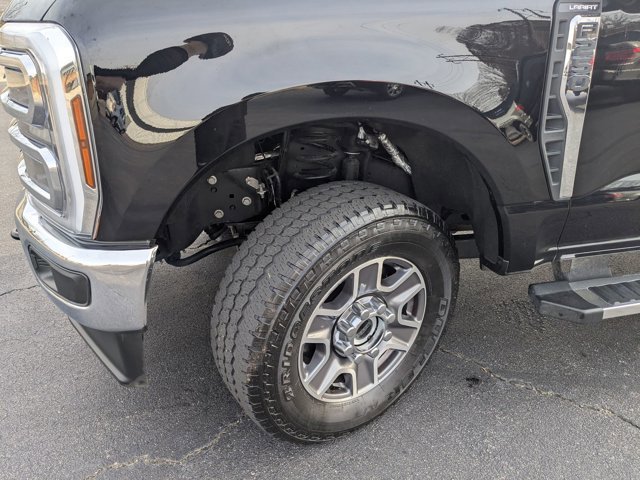 Certified 2024 Ford F250 Lariat w/ FX4 Off-Road Package image 11