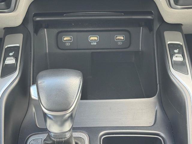 Used 2021 Kia Sorento S w/ Panoramic Sunroof Package AWD/4WD image 17