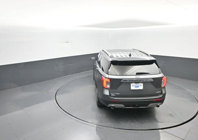 Certified 2023 Ford Explorer Limited w/ Limited Technology Package image 25
