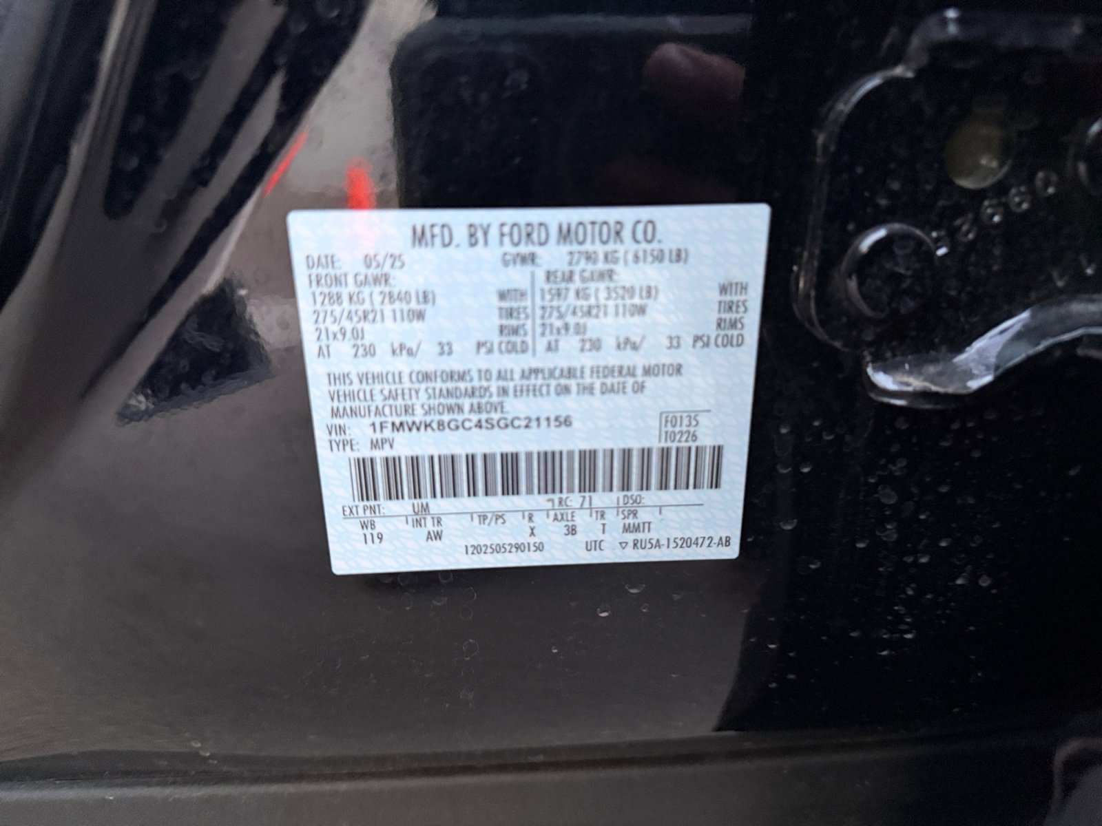 Certified 2025 Ford Explorer ST AWD/4WD image 33