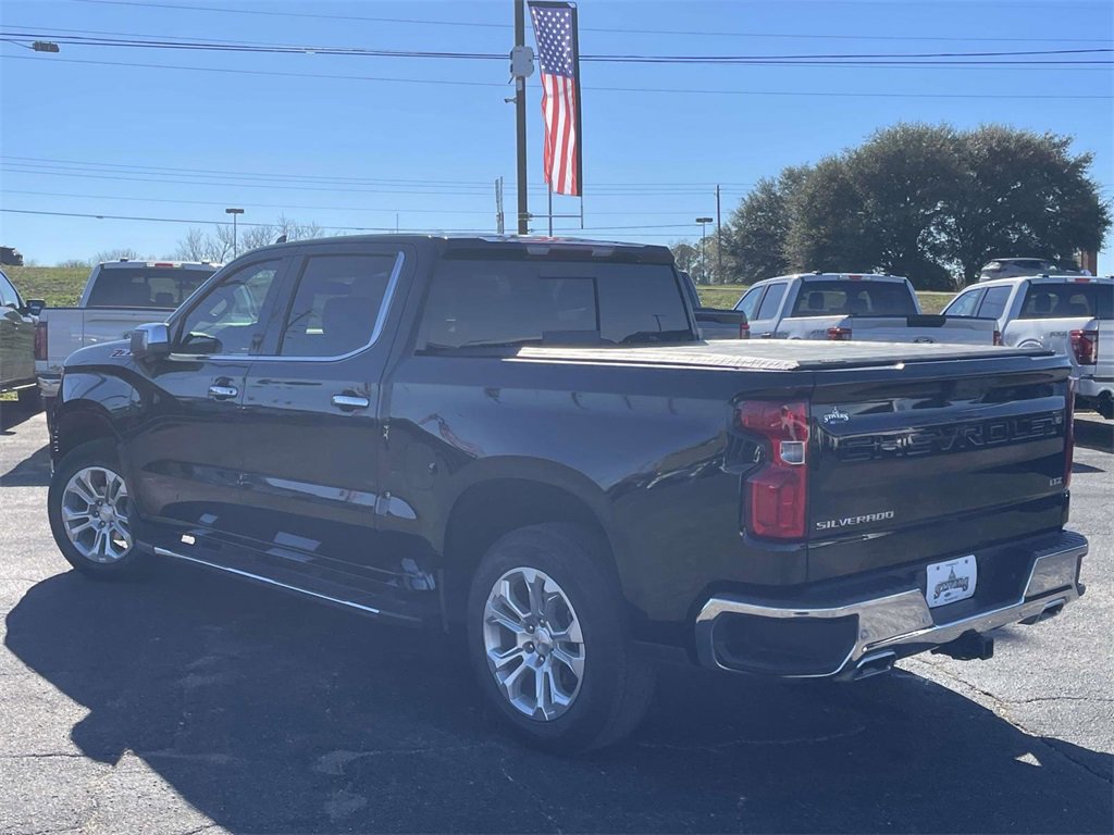 Used 2023 Chevrolet Silverado 1500 LTZ w/ LTZ Convenience Package II image 3