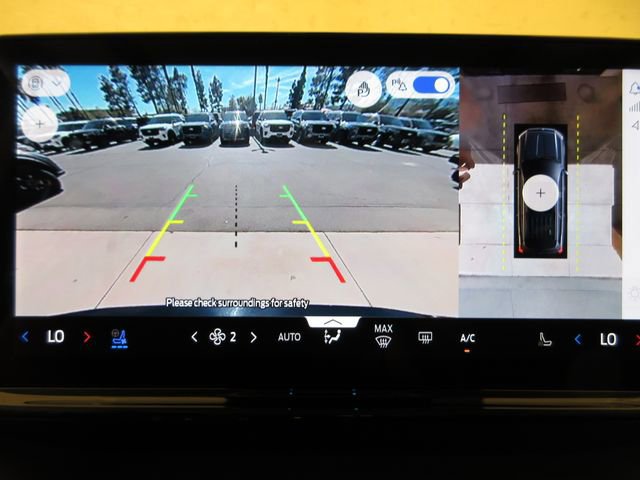 Certified 2025 Ford Expedition Max Platinum image 18