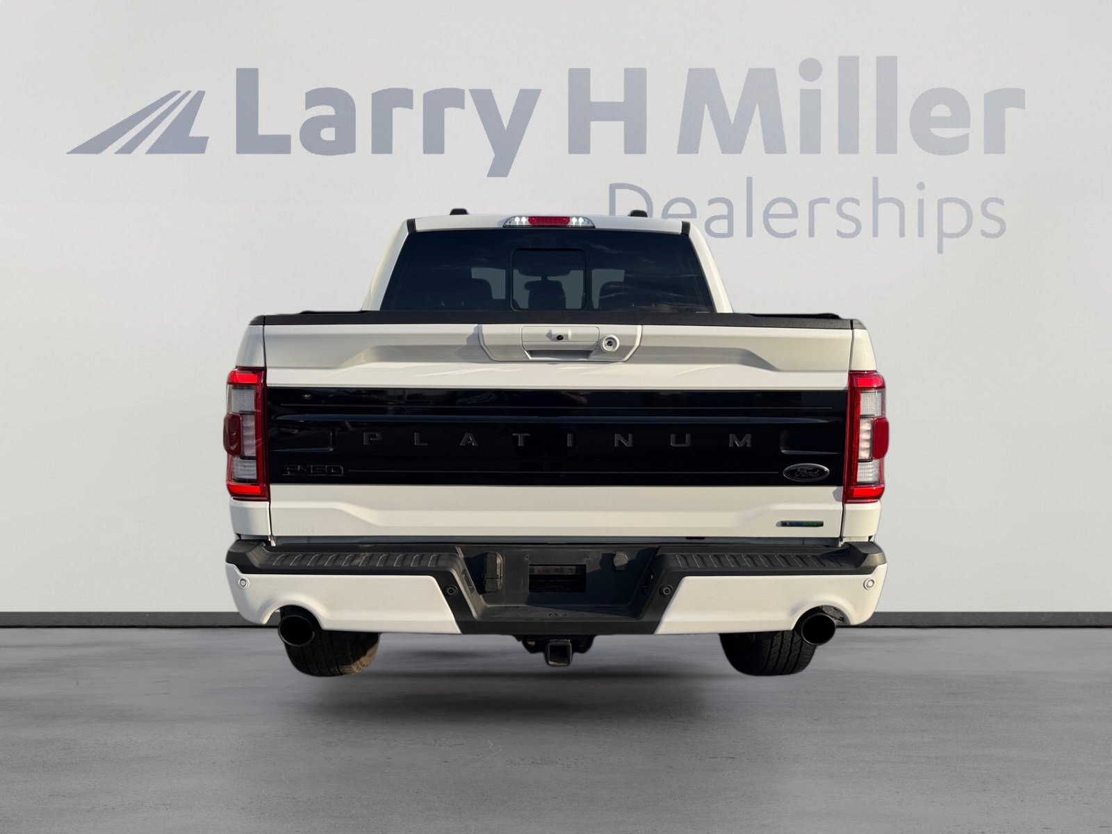 Certified 2023 Ford F150 Platinum w/ Equipment Group 701A High AWD/4WD image 4