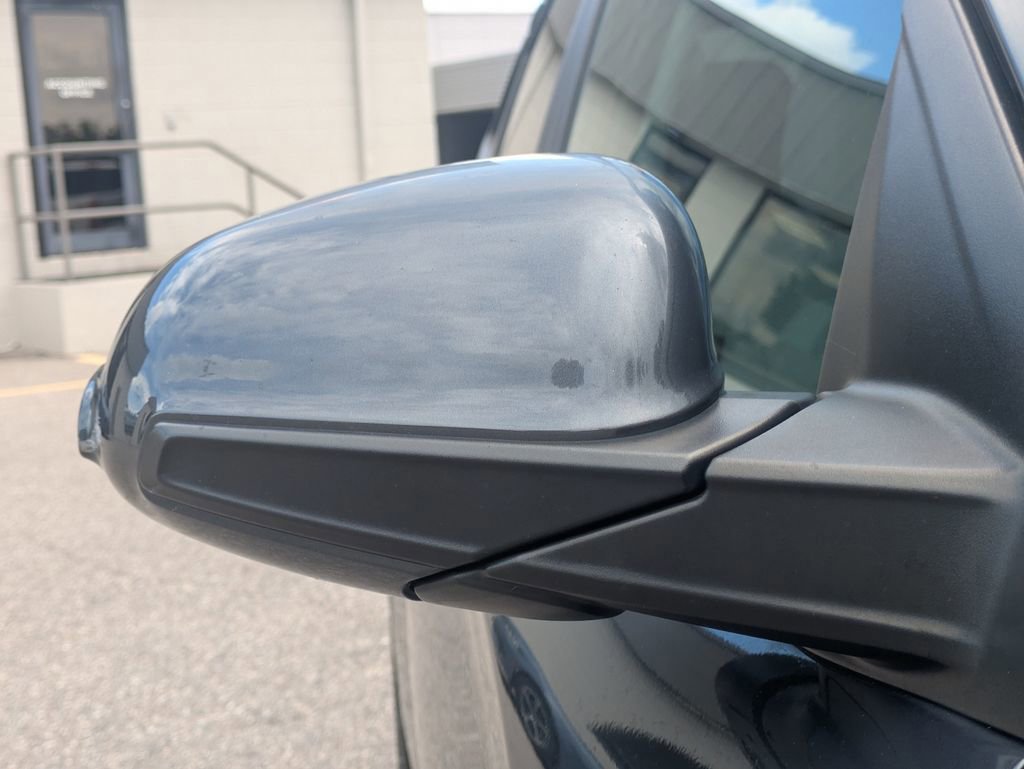 Used 2022 Hyundai Kona Limited w/ Cargo Package FWD image 13