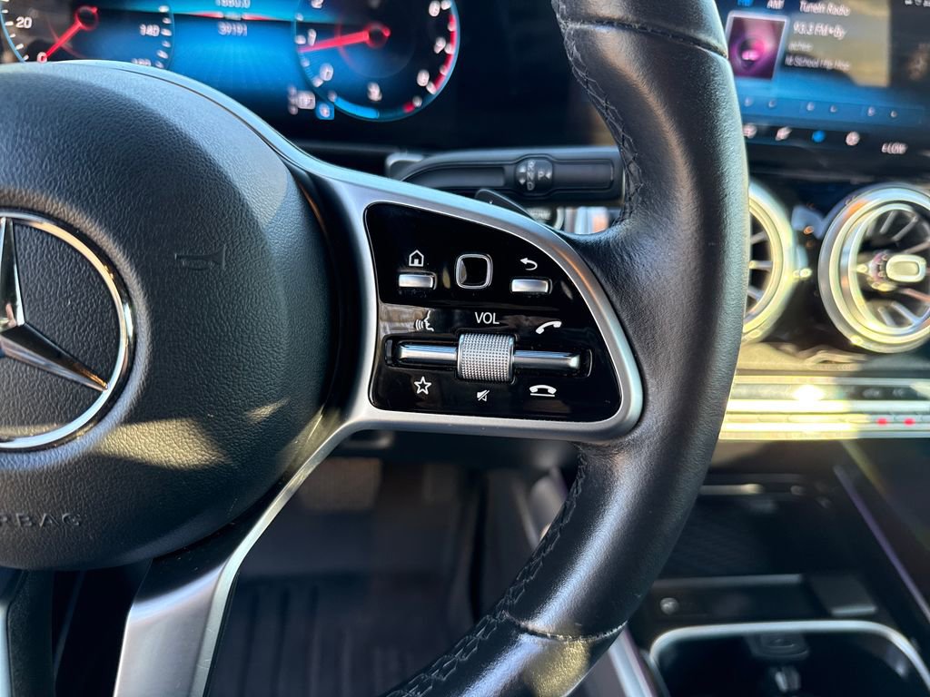 Used 2022 Mercedes-Benz GLB 250 image 16