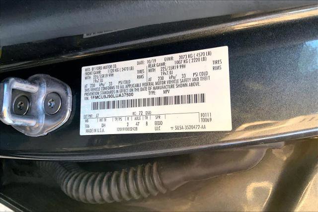 Certified 2020 Ford Escape Titanium image 34