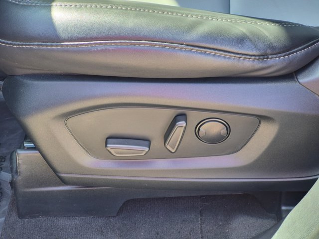 Certified 2023 Ford Explorer XLT w/ Equipment Group 202A RWD image 16