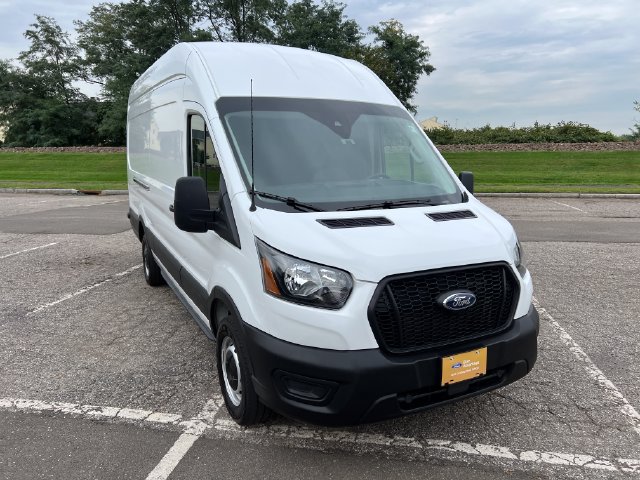 Certified 2025 Ford Transit 250 148 High Roof Extended RWD image 2