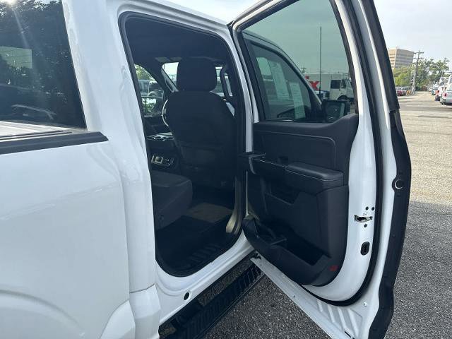 Certified 2021 Ford F150 XLT w/ Equipment Group 302A High image 10