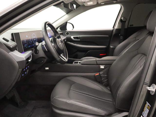 Used 2025 Hyundai Sonata Limited FWD image 39