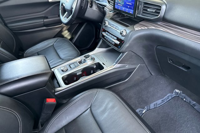 Certified 2020 Ford Explorer Limited w/ Hybrid Equipment Group 310A AWD/4WD image 20