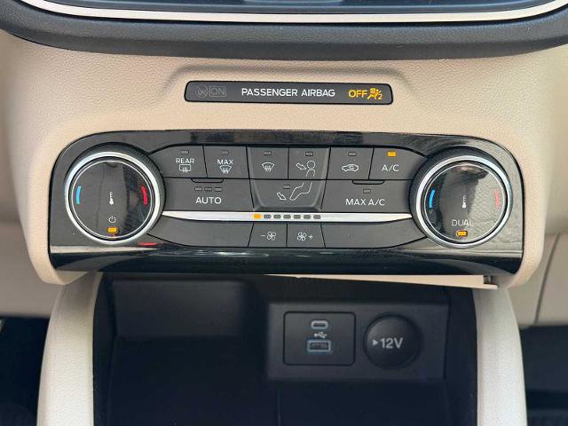 Certified 2022 Ford Escape SE AWD/4WD image 17
