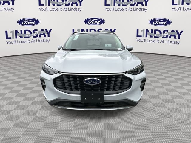 Certified 2025 Ford Escape PHEV w/ PHEV Premium Package image 9