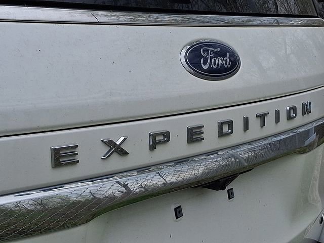 Certified 2022 Ford Expedition Max Limited image 9
