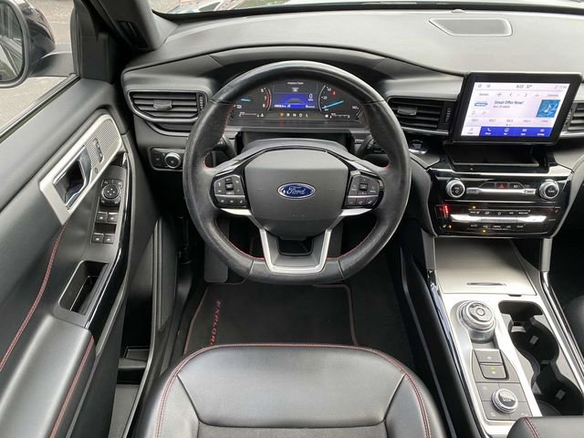Certified 2022 Ford Explorer ST-Line image 15